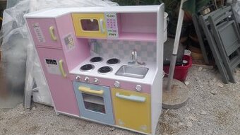 Veĺká detská kuchynka+príslušenstvo 50eur