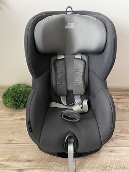 Autosedačka Britax Römer trifix 2 i size