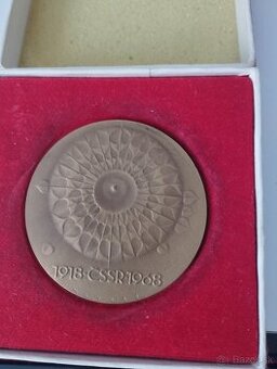 plaketa, vyznamenanie odznaky z čias socializmu