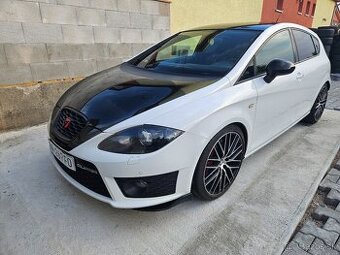 Seat leon Cupra R310 Christa Rigozzi