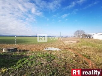 Pozemok pre výstavbu areálu výroby-skladovania / Piešťany