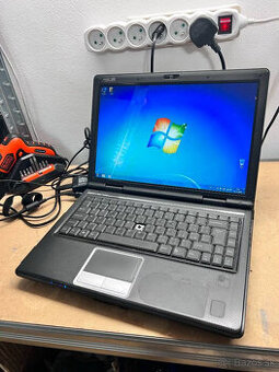 Predám notebook Asus Intel Core2Duo 2x2,00GHz.3gb ram.160gbH