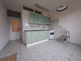 3 izbový byt vo Vrútkach s úžasným výhľadom- Veľkometrážny - 1