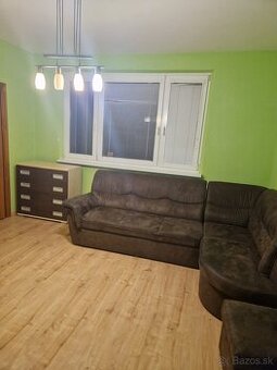 2 izby s loggiou + samostatná izba / 3 izb.byt/