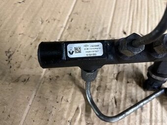 Palivova rampa so snimacom 1,5dci K9K