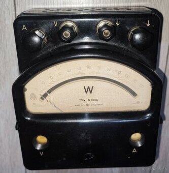 Historický wattmeter Metra Blansko