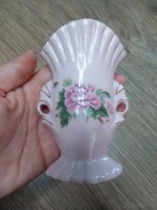 Ružová keramika