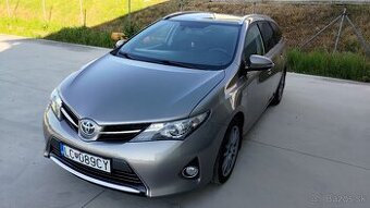 Toyota Auris Hybrid LPG Touring Sports Active Comfort