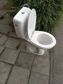 WC Koło