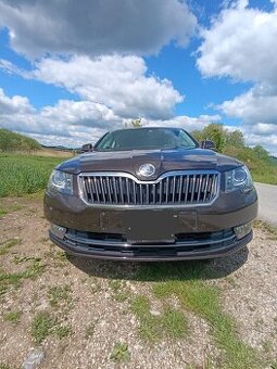 Škoda Superb 1,6 TDI sedan 7.2014