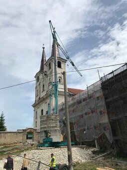 Na predaj stavebný žeriav Cattaneo CM 76B – spoľahlivý partn