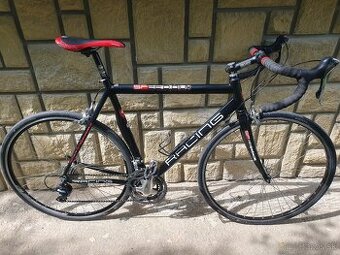 Cestný bicykel