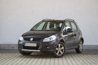 Suzuki SX4.