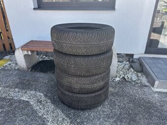 Michelin 235/60/r18