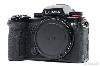 Panasonic S5-iba telo