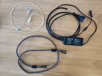 Samsung slúchadla, Sony kryt, USB, AUX