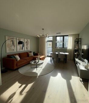 Unikátny dizajnový 1-izbový byt s terasou v centre Trenčína - 1