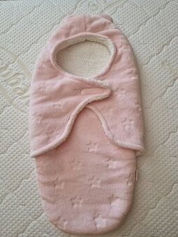 Ružová zavinovačka s kapucňou