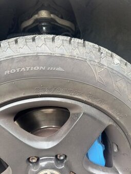 235/65 r17 5x130