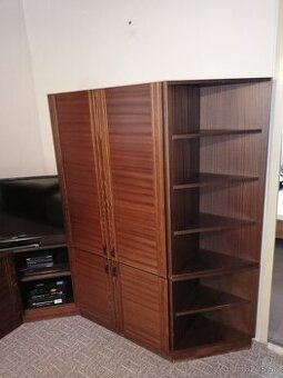 drevená obývacia zostava