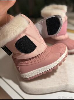 Snehule Boatilu Joggy – svetloružové (veľ. 20/21)