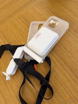 ESR iPhone 15 Pro Max/14 Pro Max Waterproof pouch - 1