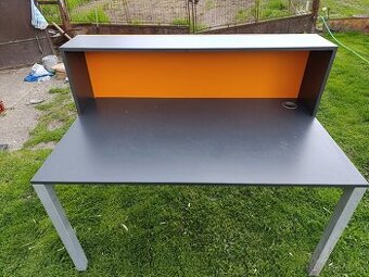 Kancelársko sekretárko pracovný stôl Vianočná cena