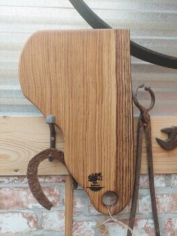 Predám dosku na krájanie / Denko, Lopár 14 /.