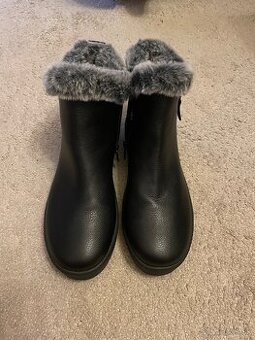 Dámske zimné čižmy, veľ. 37