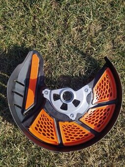 Kryt na predný kotúč Sx