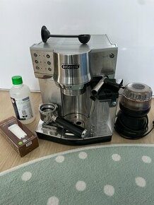 DELONGHI EC 850 kávovar