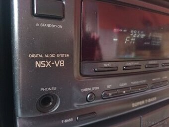 Aiwa NSX V8