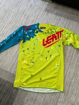 Leatt M