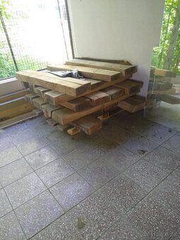 Predam suche vyse 50 rocne čerešnové drevo