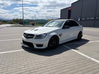 Mercedes C63 AMG PERFORMANCE packet možná výmena