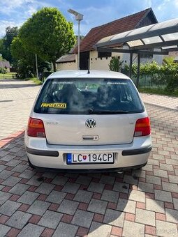 Predám golf 4-1.6 benzín