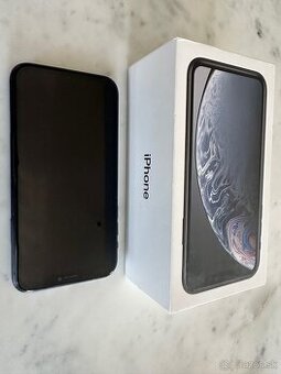 Iphone XR 64GB , komplet+ 6x ochr.folia