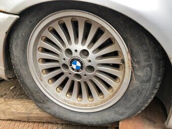 Predam R16 elektrony z BMW E39