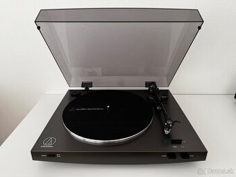 Gramofón Audio-technica AT-LP2X