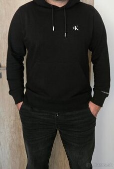 Calvin Klein Jeans – Pánska mikina s logom velkosť M