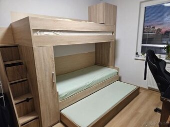 Poschodová posteľ so skrinkami