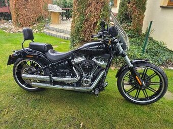 Predám Harley-Davidson Breakout 107 - 1