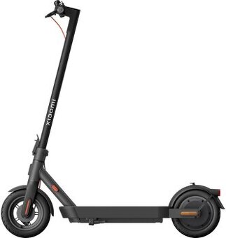 Xiaomi Electric Scooter 4 Pro 2nd Gen - 275€ +  dohoda