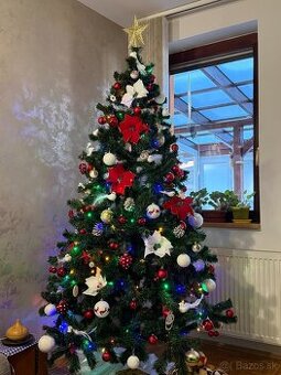 Umelý vianočný stromček