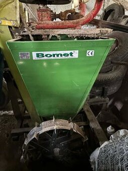 predam polnohospodarske stroje