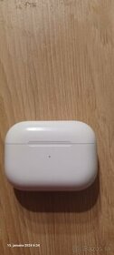 Krabička Apple AirPods Pro 1