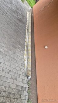Kĺbová markíza oranžovo/sivo/biela pruhovaná