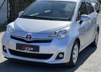Toyota Verso - S 1.3i KLIMATIZACE KAMERA benzín manuál 73 kw