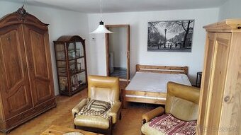 Centrum -Staré mesto Bratislava - byt na prenájom