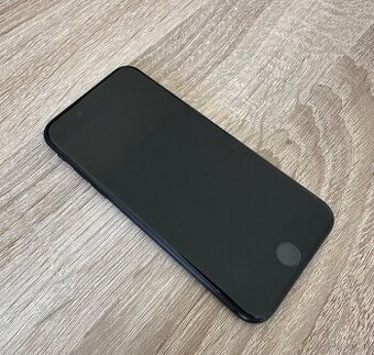 Predam pouzivany iPhone SE 2020 64GB